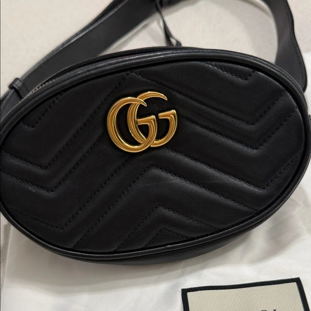 SOLD! Authentic Gucci Marmont Black Belt Bag - Picture 4 of 10